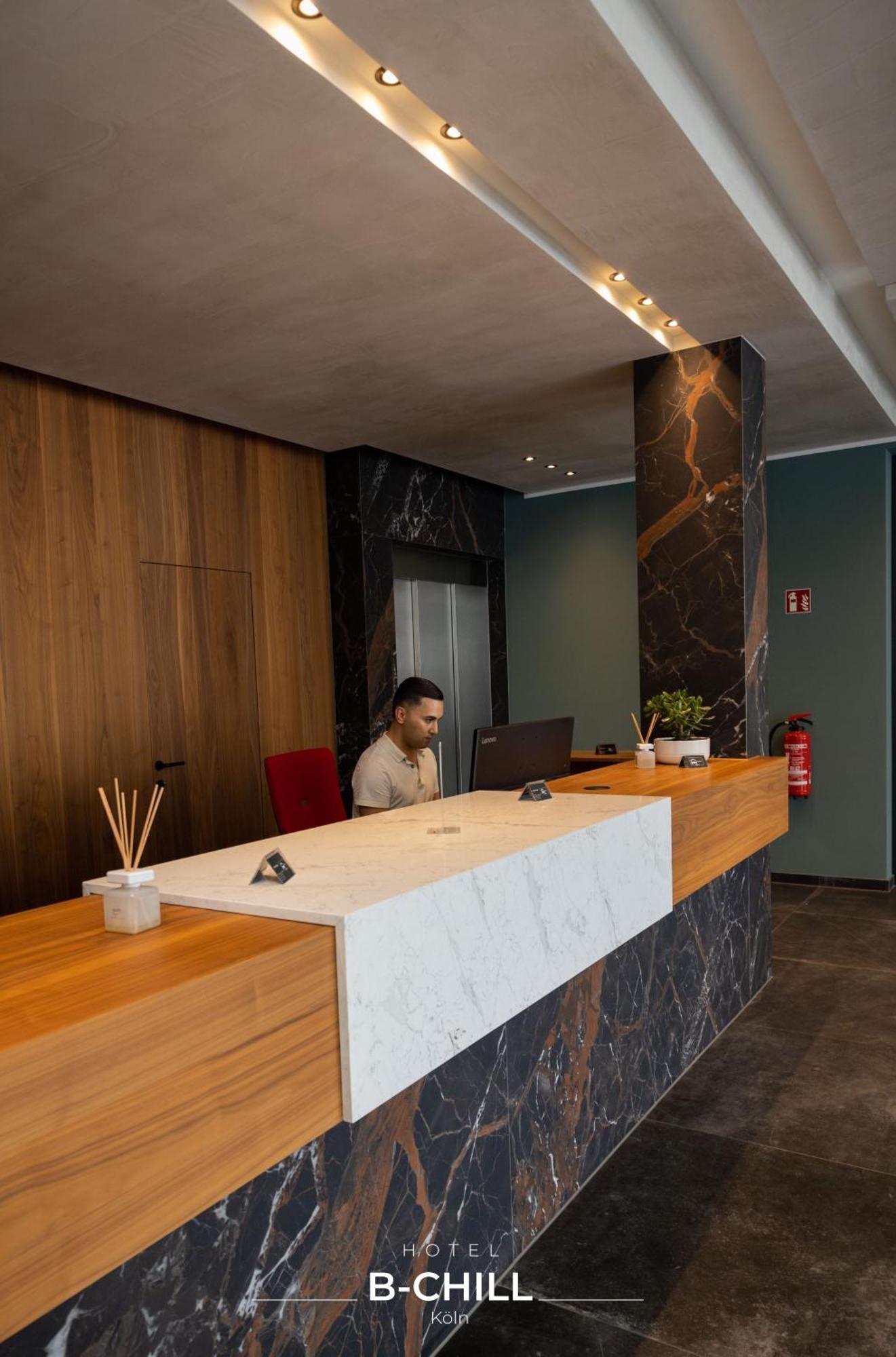 Hotel B-Chill Cologne Extérieur photo