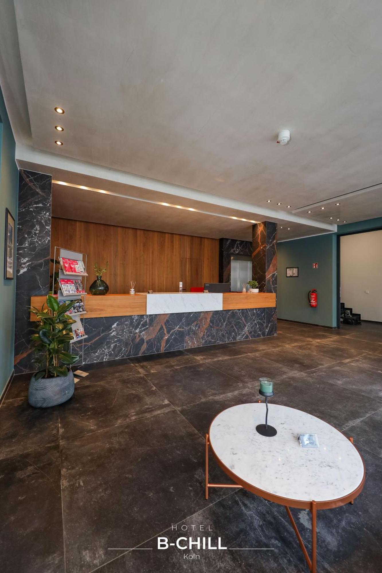 Hotel B-Chill Cologne Extérieur photo