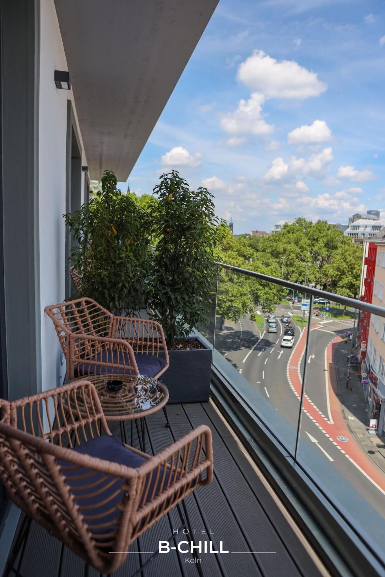 Hotel B-Chill Cologne Extérieur photo