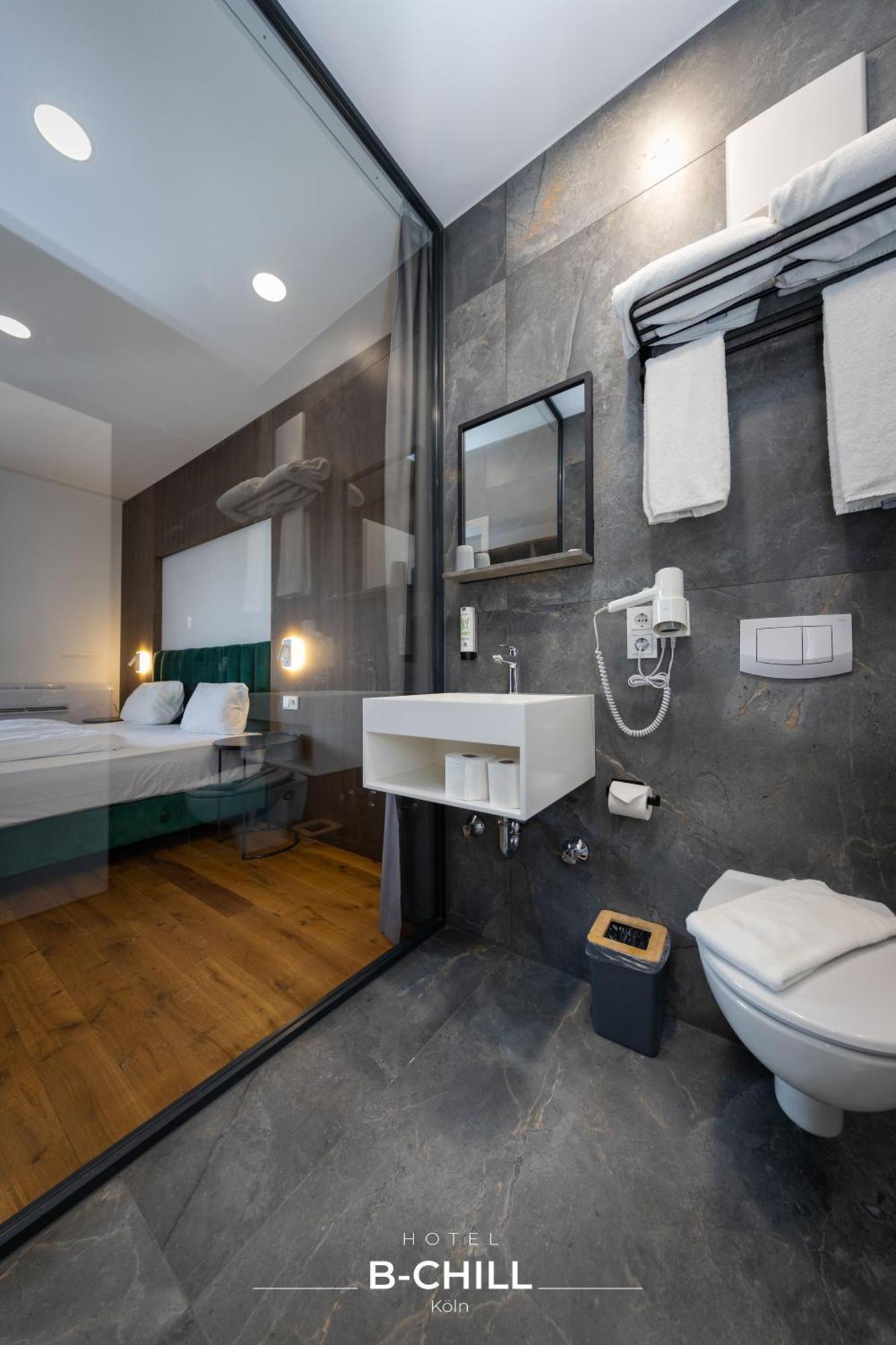 Hotel B-Chill Cologne Extérieur photo